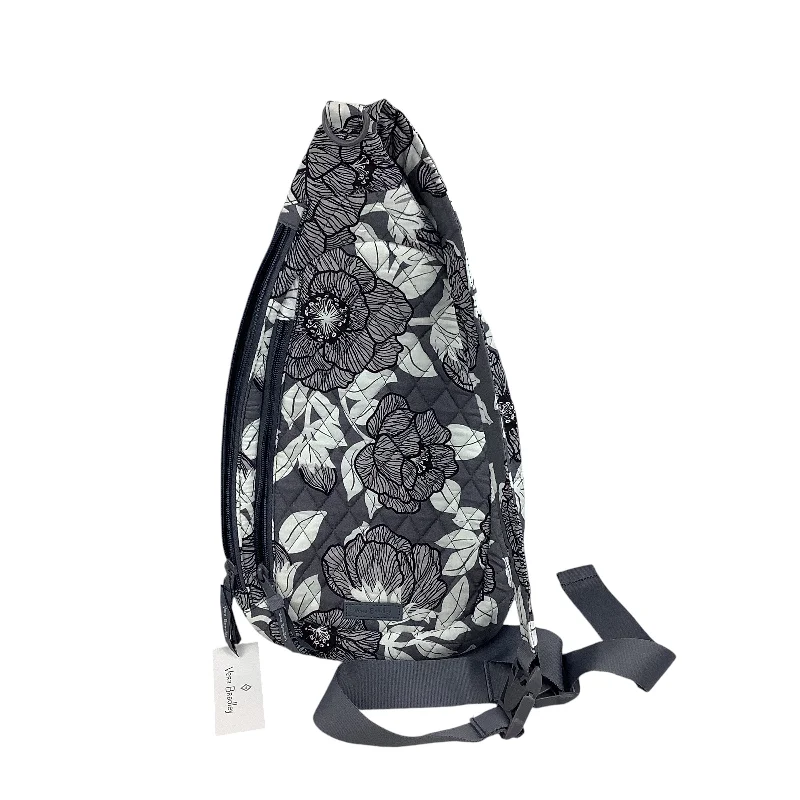 Backpack By Vera Bradley, Size: Medium