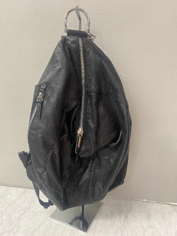 Backpack Leather By Vince Camuto, Size: Small