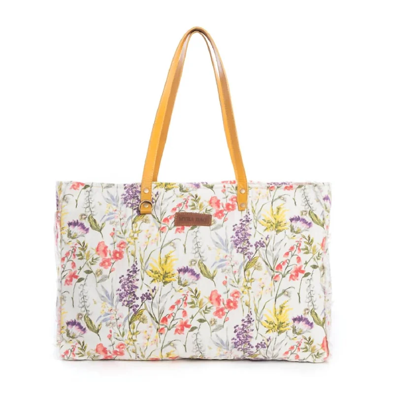 Women's Meadow Peace Weekender Bag In White